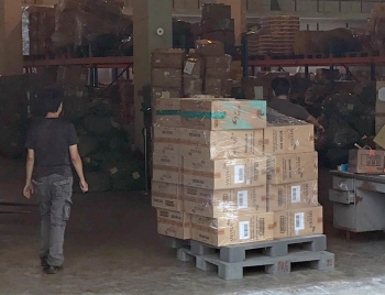 蔡办与华航勾结？台前“行政院长”给私烟丑闻来了个“大起底”