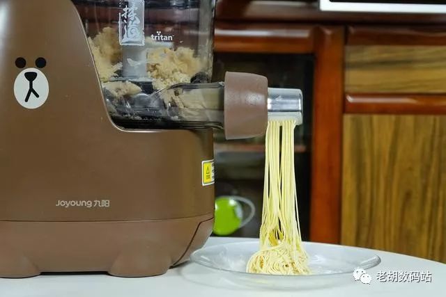 九阳面条机制作的面条口感,九阳面条机制作面条全过程视频