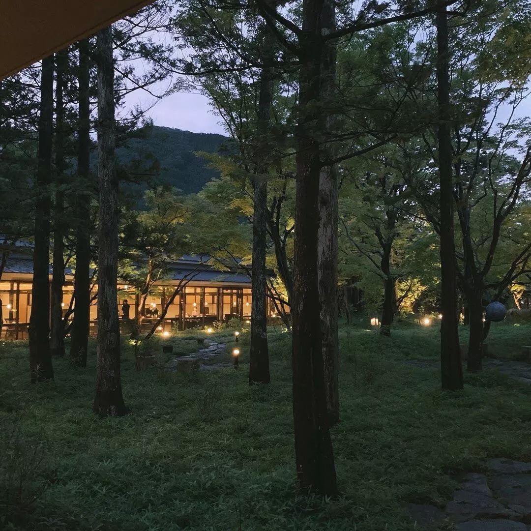 藏于山水间的温泉酒店推荐,海螺沟温泉度假酒店推荐