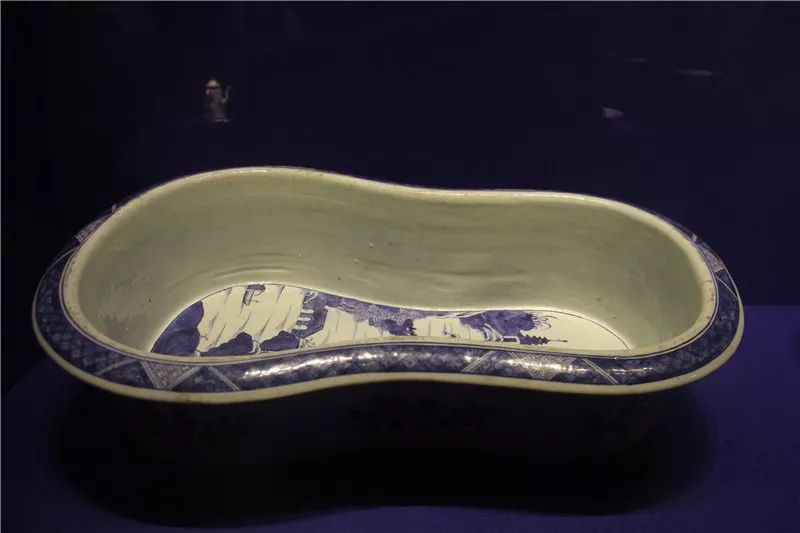 展览|励志史:“模仿”景德镇逆袭成“欧洲第一名瓷”