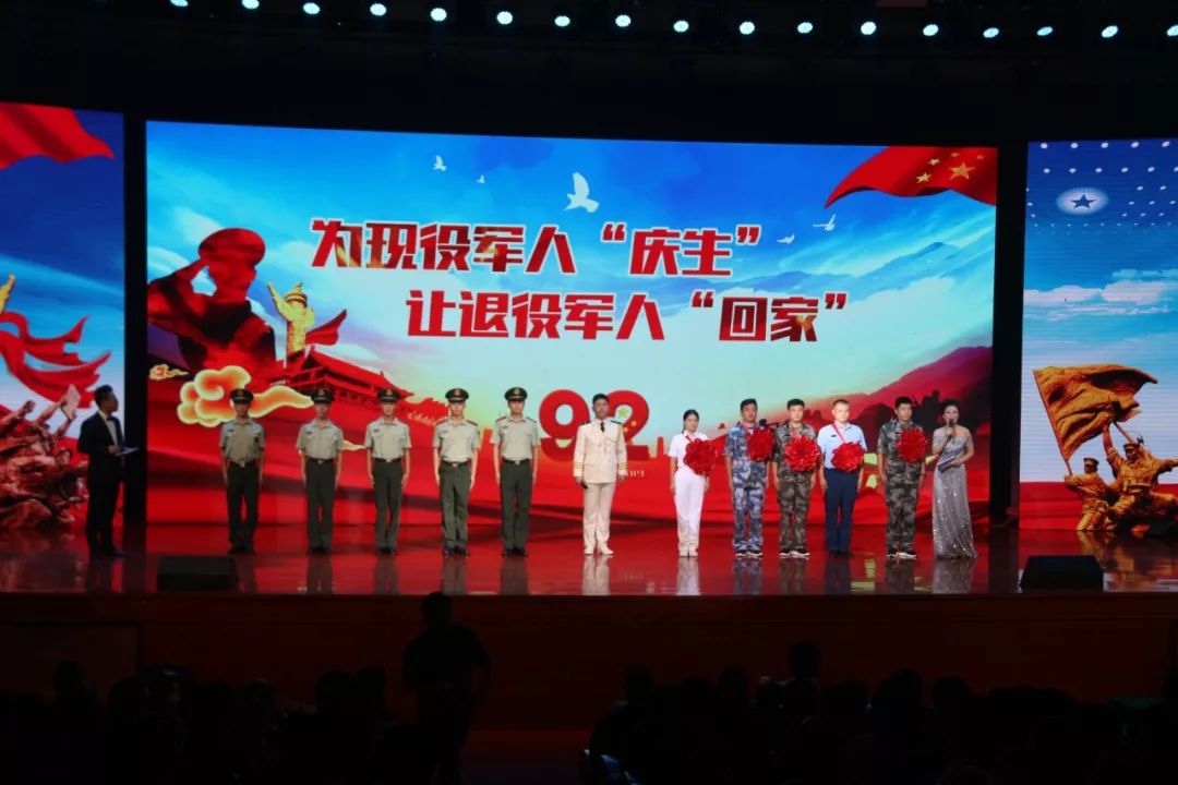 精彩不容错过广场舞36步,精彩表演不容错过