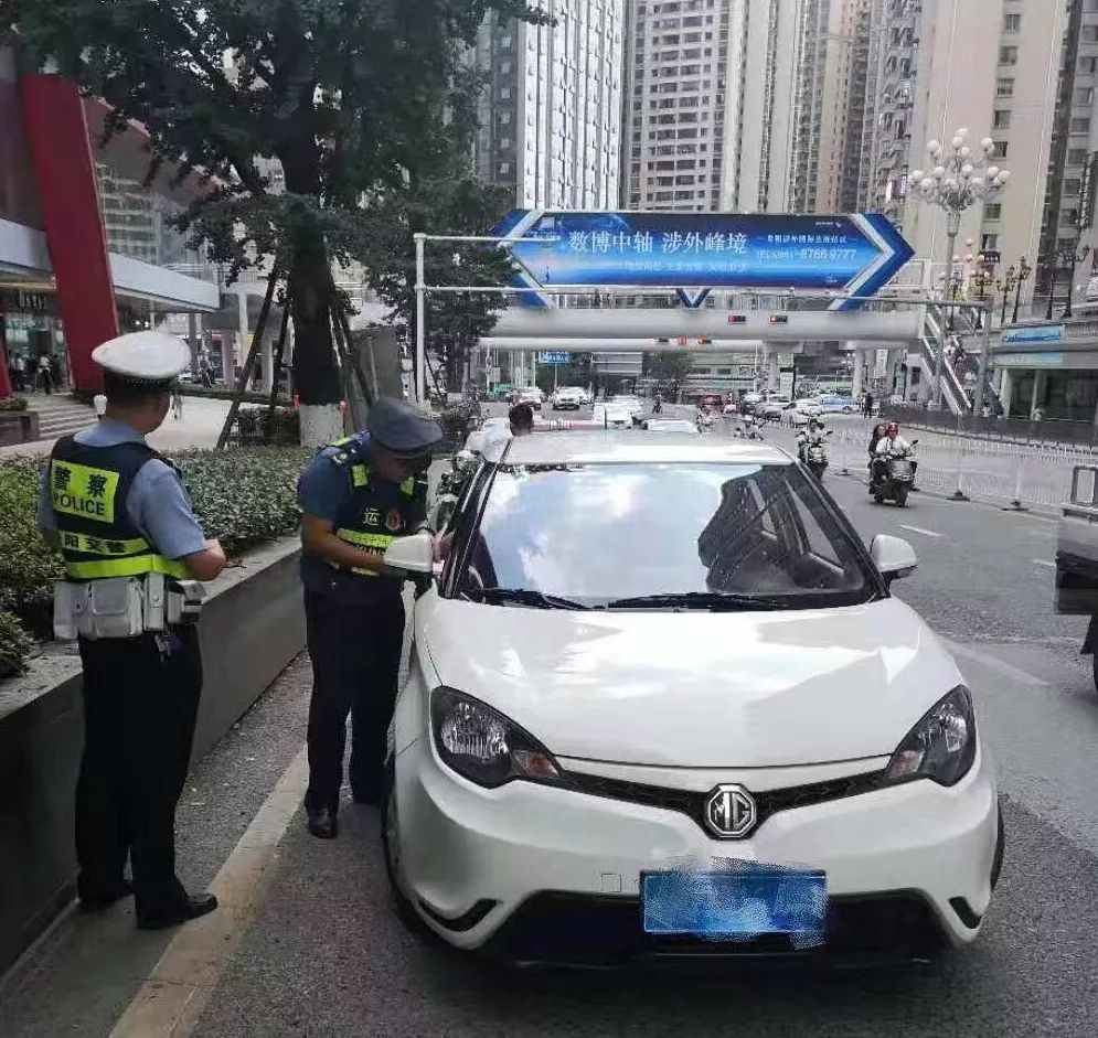 新车脱审年检,胆大新手提车直接独自上路