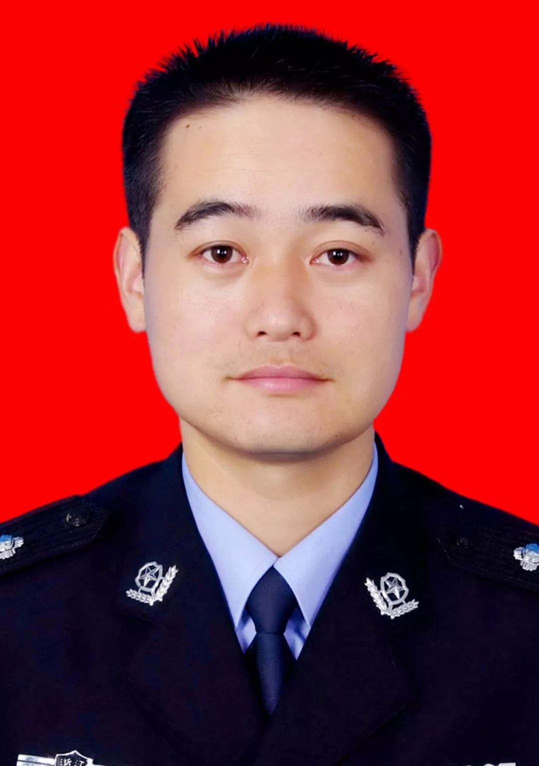 八一特刊老部队,八一特刊不忘当年军旅志