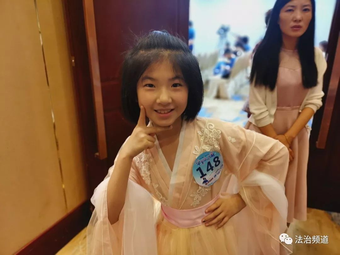 华夏欢乐诵鸣笛启航——郑州站