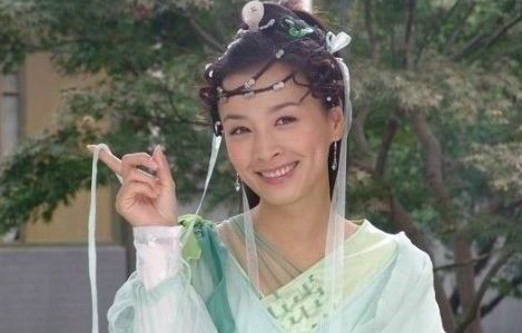 昔日女神负面消息缠身险过气,转手做生意却搞得风生水起