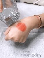 OMG李佳琦推荐的口红会结块？你真的要买它吗