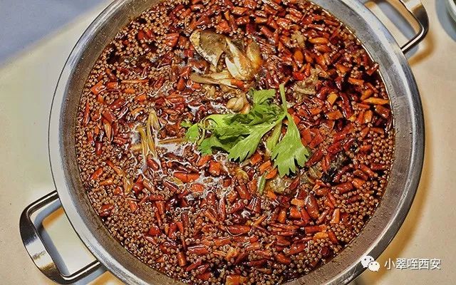 附近美蛙鱼头的正宗做法,最地道美蛙鱼头