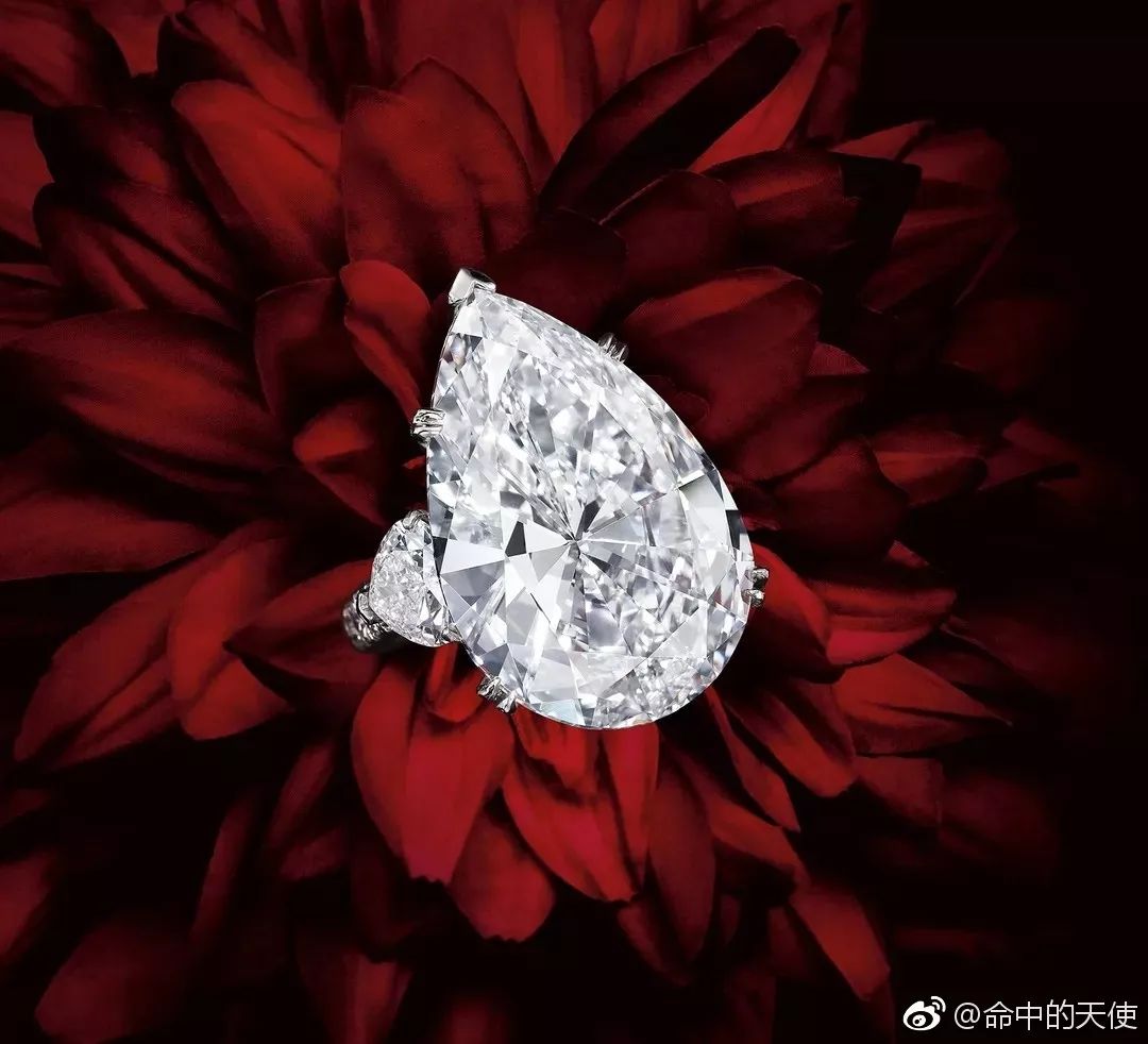 斯嘉丽戴的戒指,斯嘉丽钻戒