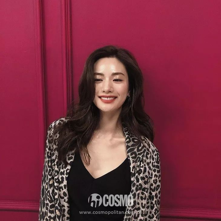 3ce云朵唇釉泫雅,nana的妆容