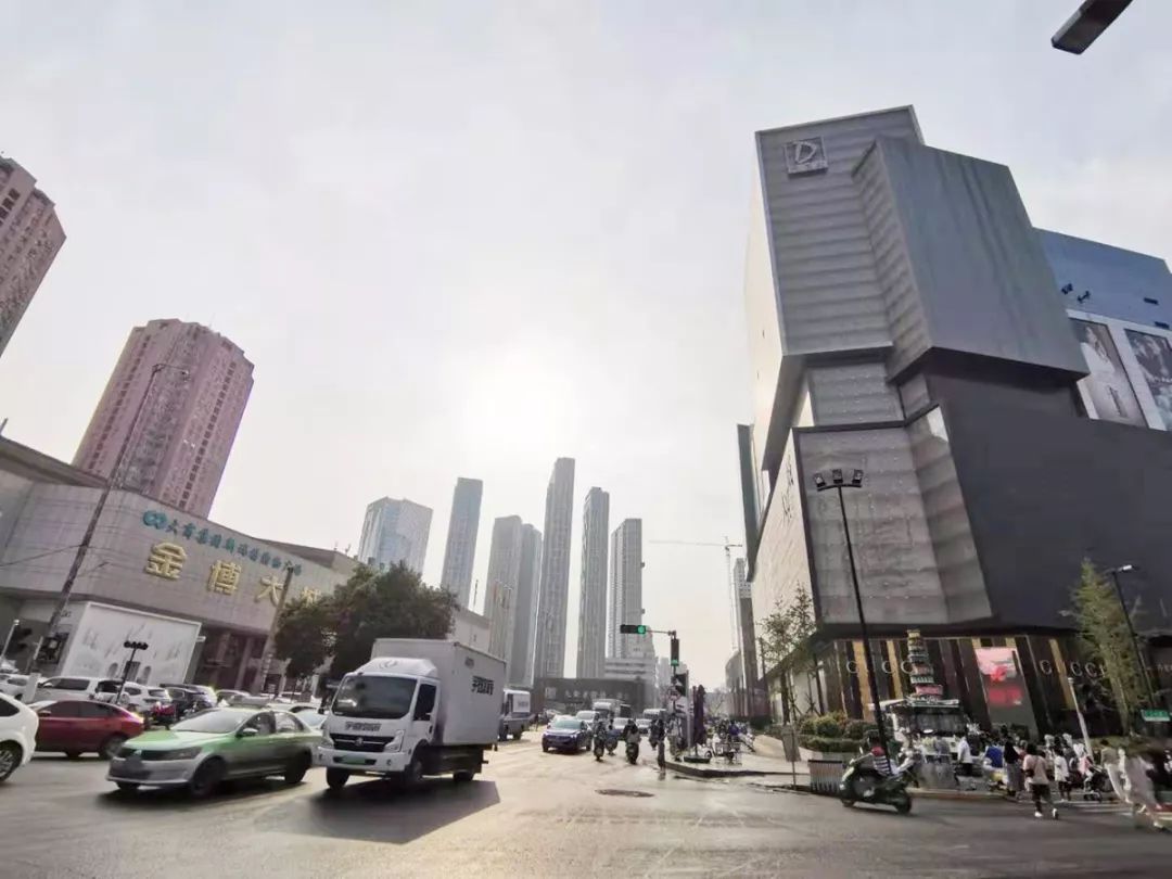 郑州二七商圈与其他商圈对比,西安郑州同为新一线城市