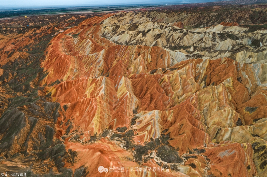 带你看绝美的七彩丹霞,最值得一游的七彩丹霞