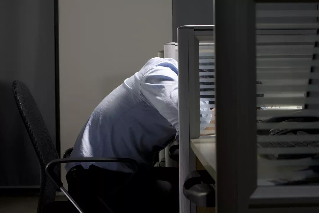 “月半”要算工伤了？！还有十大发胖职业？别怕，国家启动职业健康保护行动