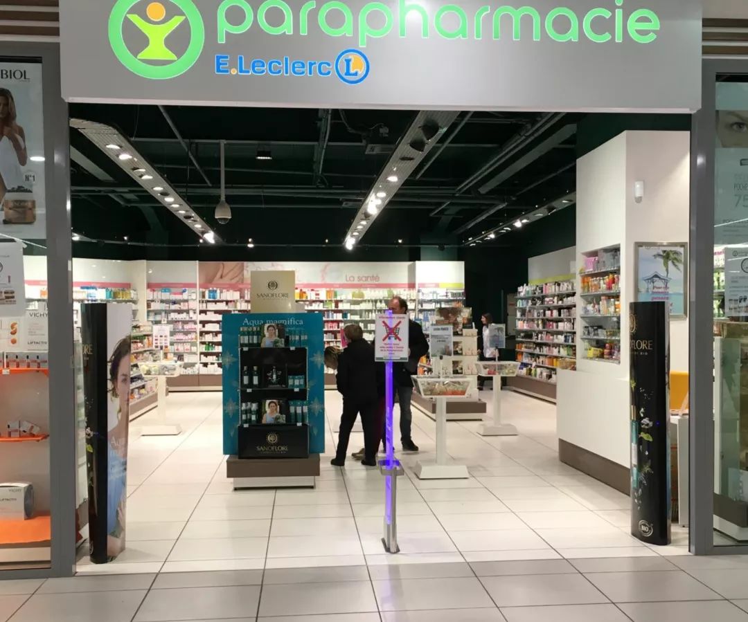 容颜定格14岁的她，活成了世上最美女人！法国人用了半世纪的“花水”，好用到疯抢