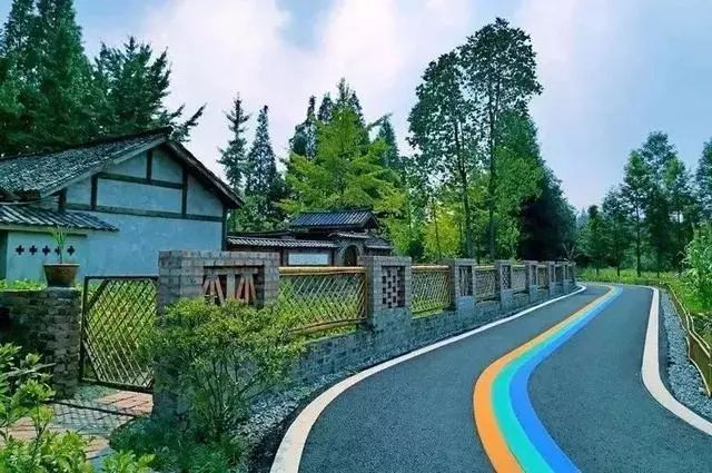 成都出发高铁8小时内目的地,成都出发高铁直达的旅游景点