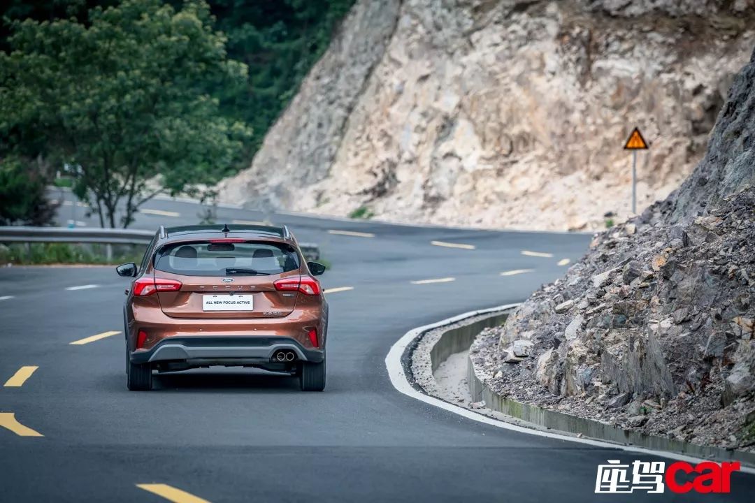 福特福克斯suv落地价,福特新款suvsport