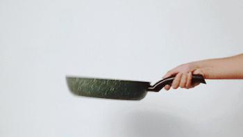 用坏了的不粘锅怎么办,熟铁锅怎么养才不粘锅