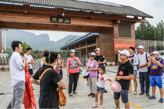 961主播带您去旅游,992自驾游最新视频