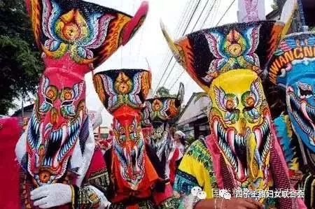 中元节的由来和习俗日记,中元节来历和习俗英语版