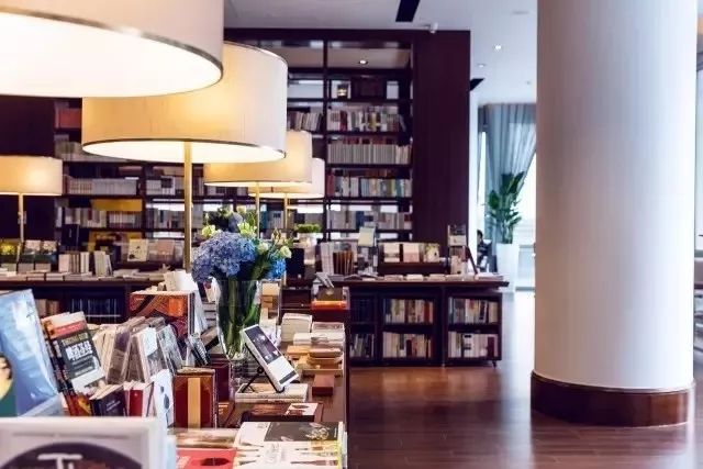 去处｜盘点沪上8大特*图色**书馆！不管大人小孩，来了就不想走