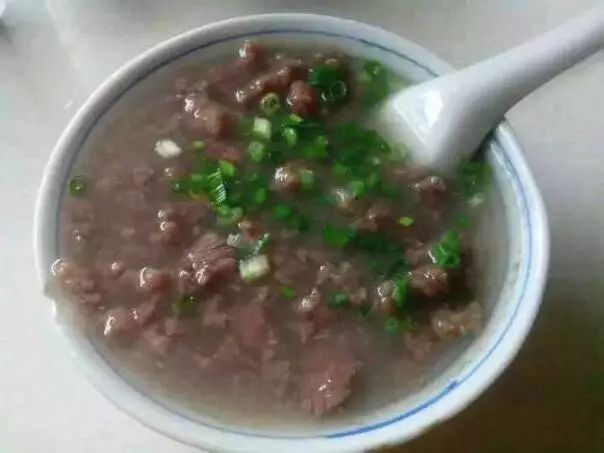 吃吃吃！与足球节同庆，定南客家美食展强势来袭！