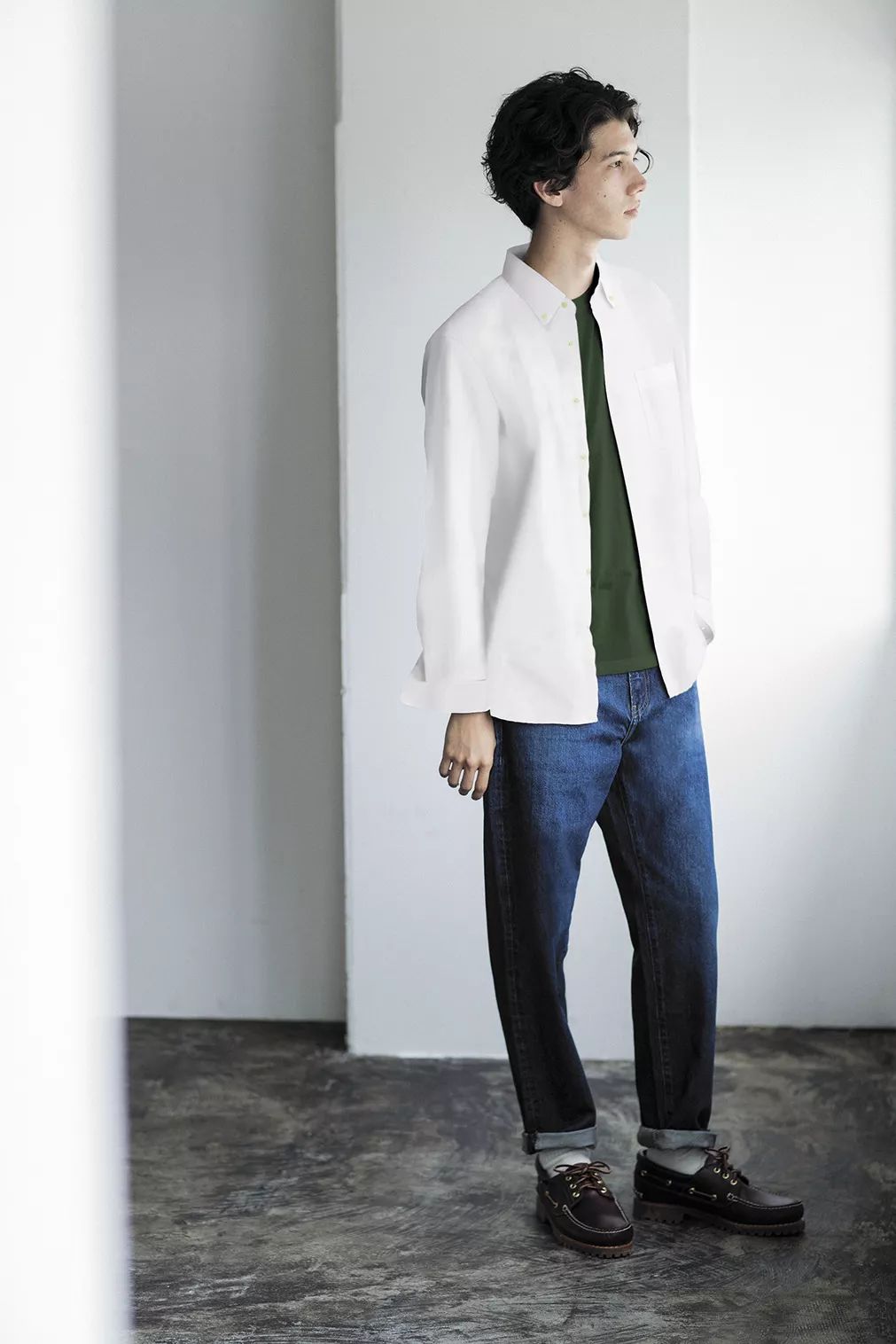 优衣库宽腿廓形牛仔裤搭配,优衣库显腿长的裤子