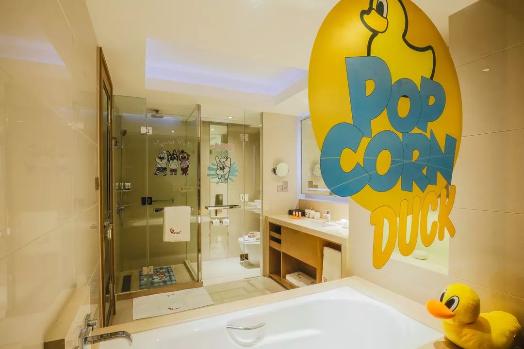 快看！我在小黄鸭帐篷里看到了星空