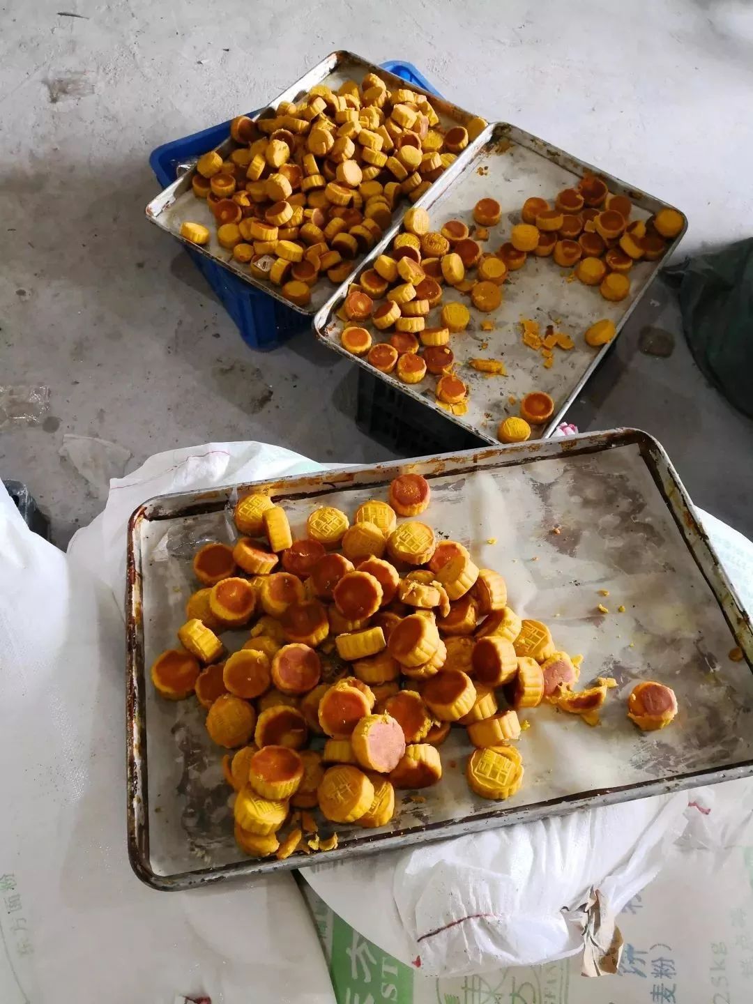 被曝光的月饼品牌,荣华和美心月饼哪个好吃