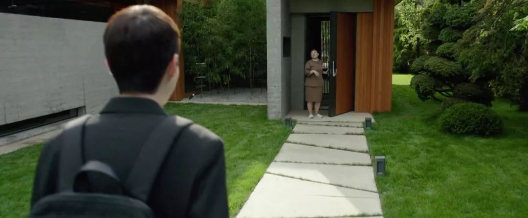 看完戛纳获奖电影《寄生虫》，秒get豪宅怎么设计才没有暴发户感