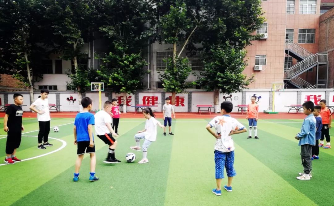 蓝田足协青芒足球俱乐部,少年梦足球梦