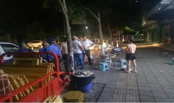 火车开在人行道？大井这里有跟管子要断了！万联茗景、银河小区不动产证等6个答复来了…