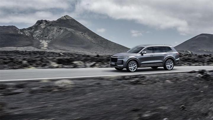 新能源电动汽车用充电宝,移动充电宝纯电动汽车