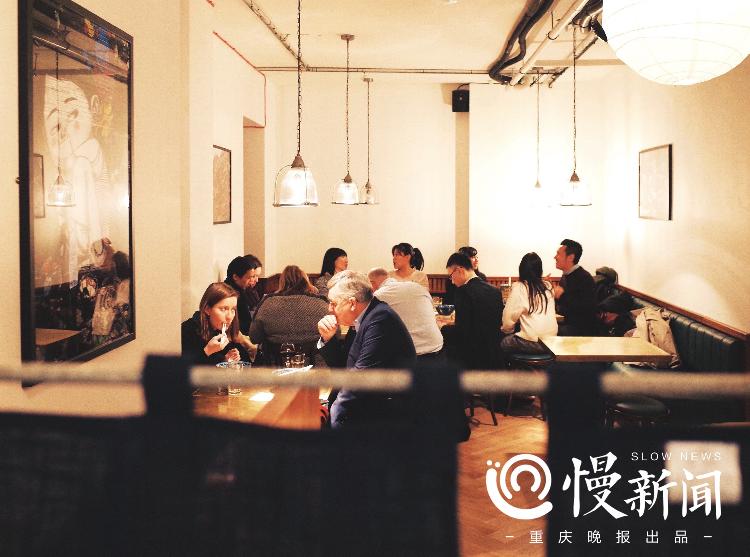 人物｜还记得那个在英国卖小面的重庆美女学霸吗？如今她考进名校读博士，还想开连锁面馆