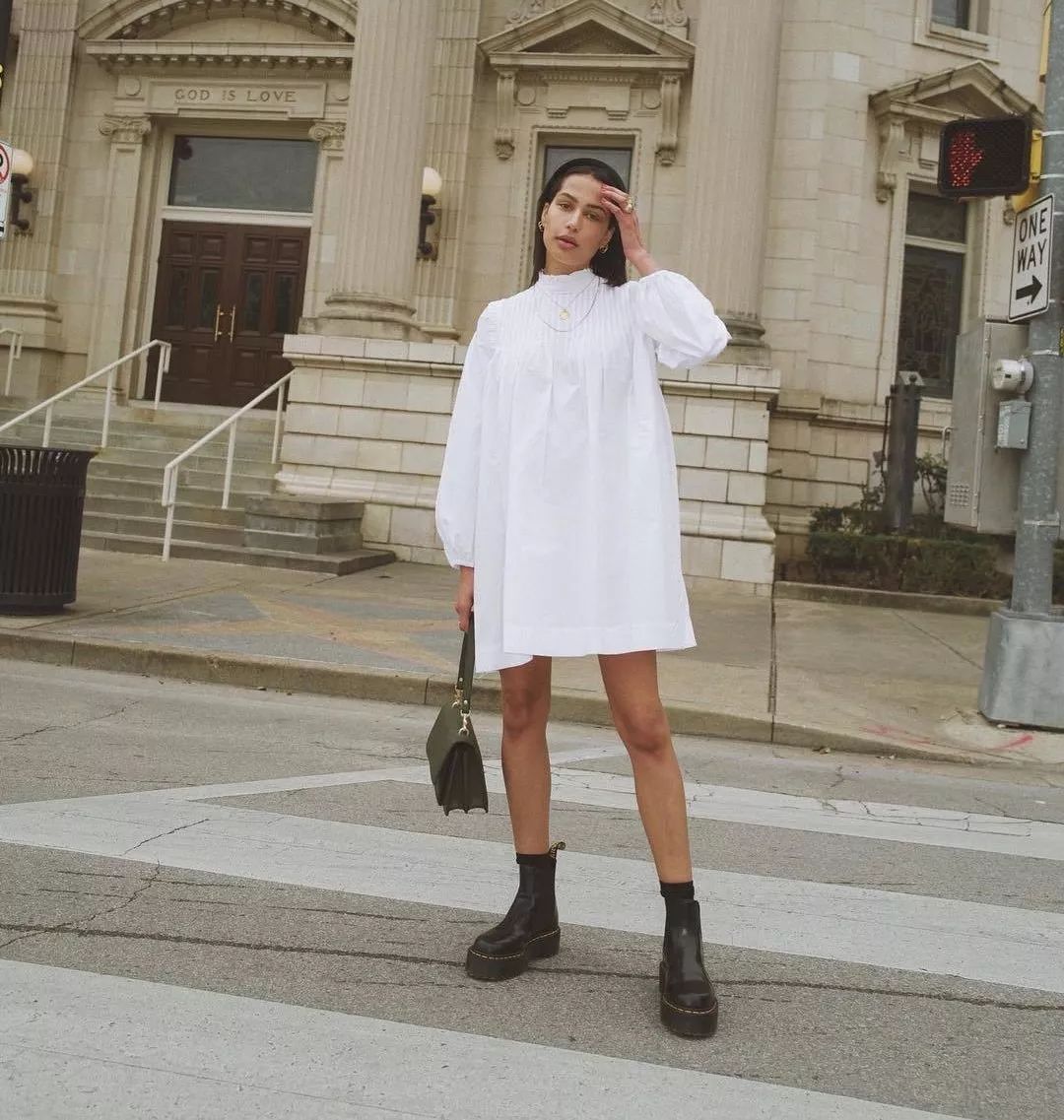 秋冬黑红裙子大码胖mm显瘦遮肉,今年最火的裙子显瘦遮肉