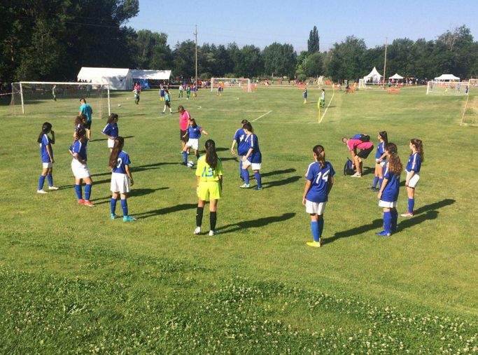 9岁进入省队,9岁入选国家乒乓球少年队