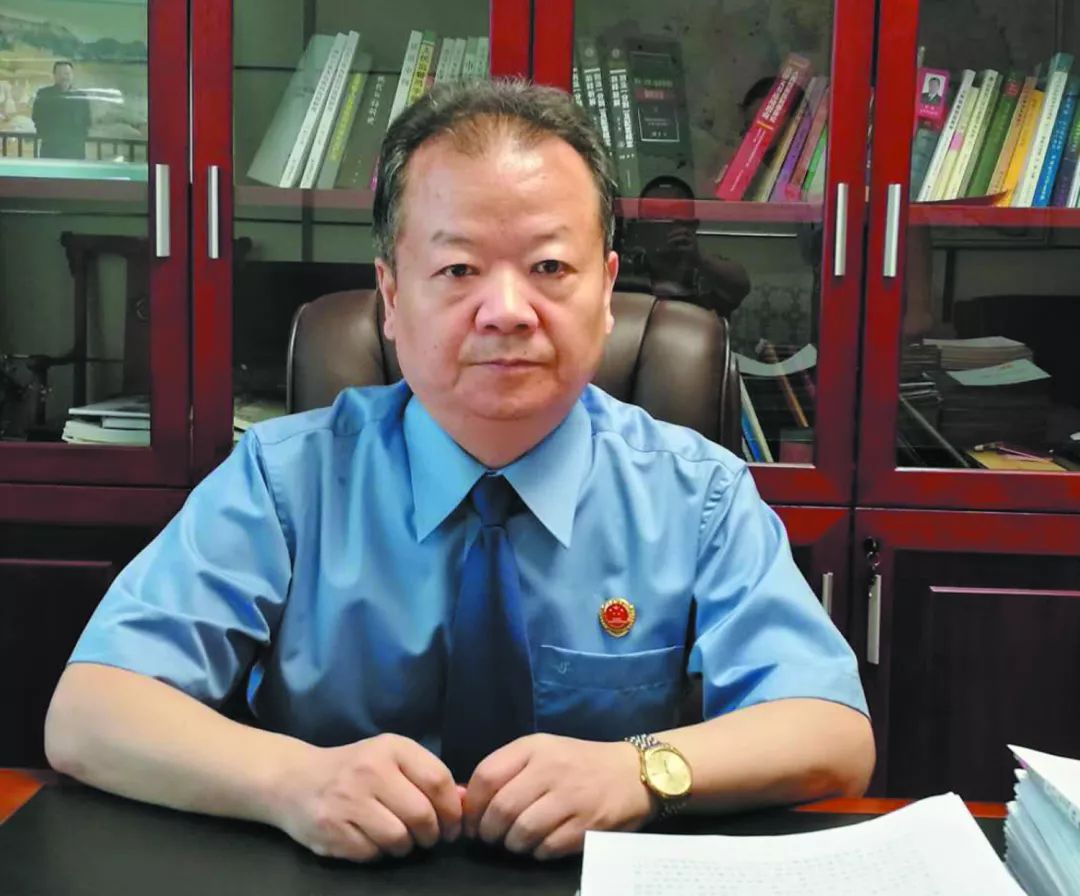 教师节礼物！“法治副校长”送给学生的寄语