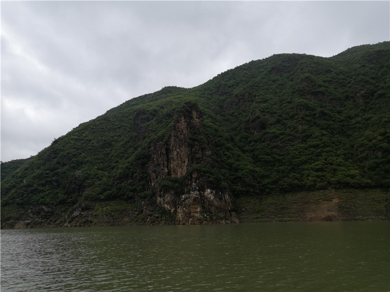 首钓官道狂拉草快乐才是垂钓的根本