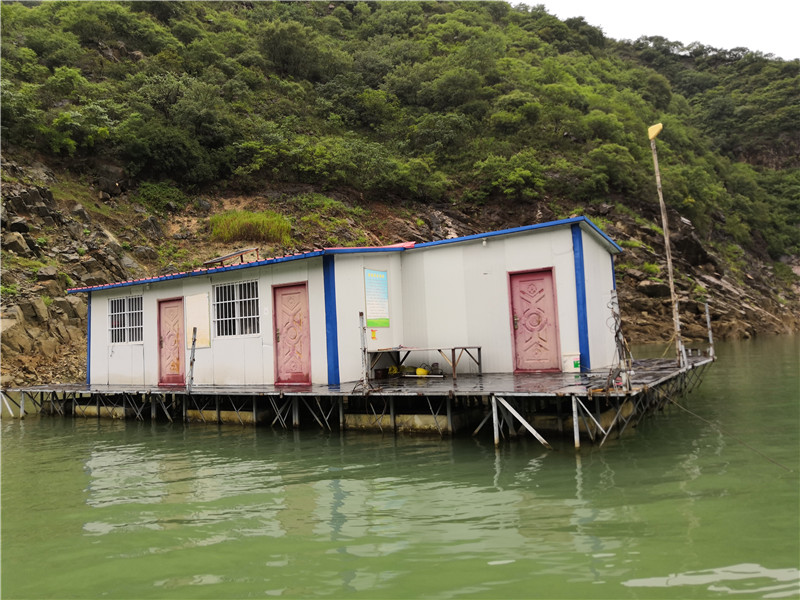 首钓官道狂拉草快乐才是垂钓的根本