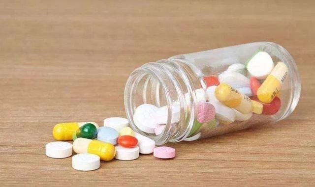 不能掰开用的有哪几种药,胶囊类药可以掰开吃吗