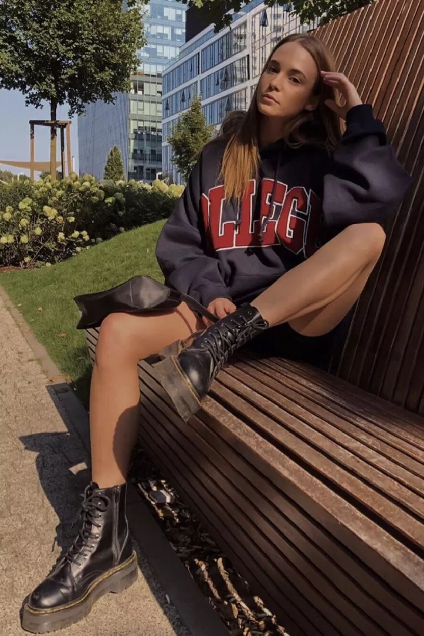 Jio热都要穿的马丁靴，作为辣妹的你得不得来一双嘛？