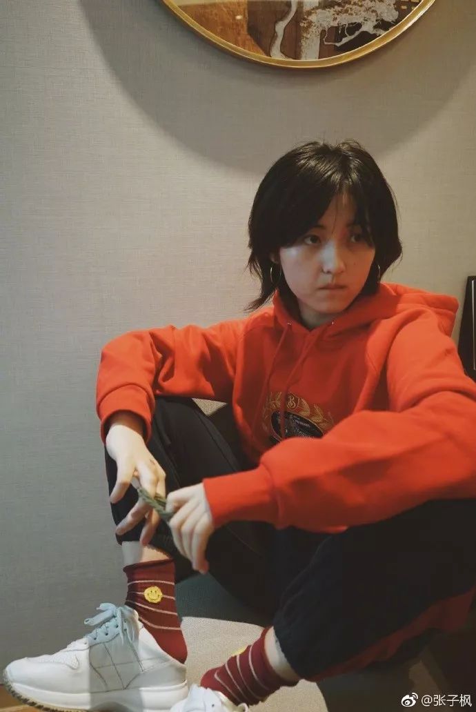 杨幂带货新成就,杨幂被称之为带货王