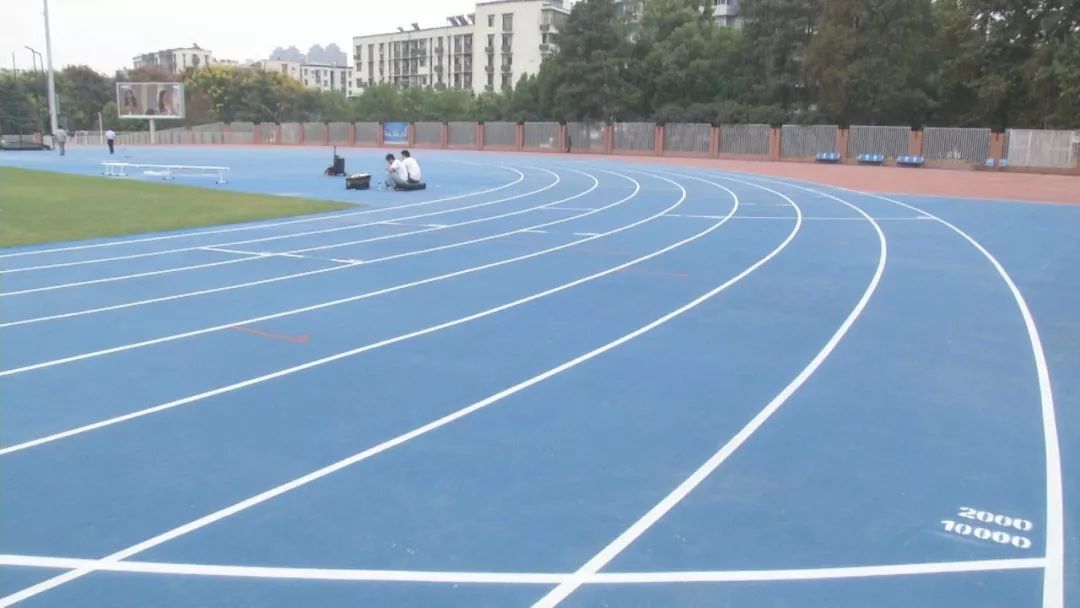 吴家山中学校园,吴家山新高中