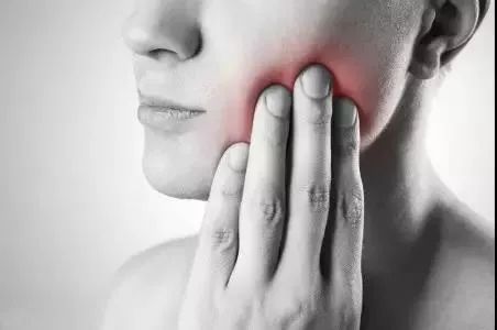 牙到底横着刷还是竖着刷,刷漆横着刷还是竖着刷