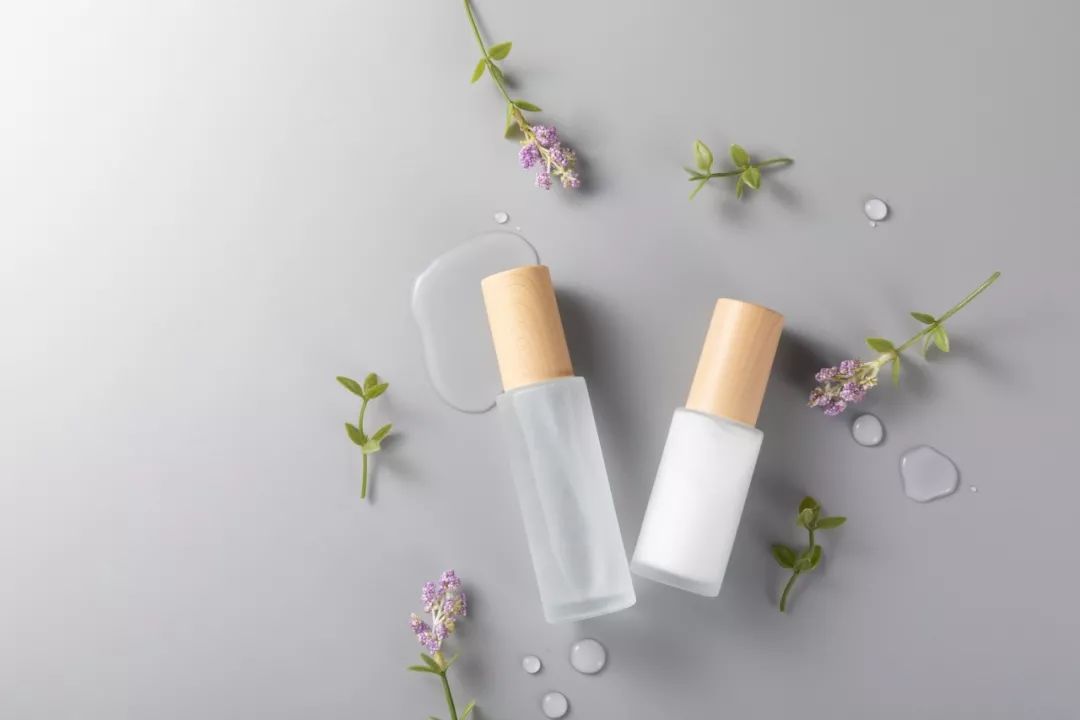 毛孔修护收敛水可以缩小毛孔吗,毛孔收敛水真的会收缩毛孔嘛