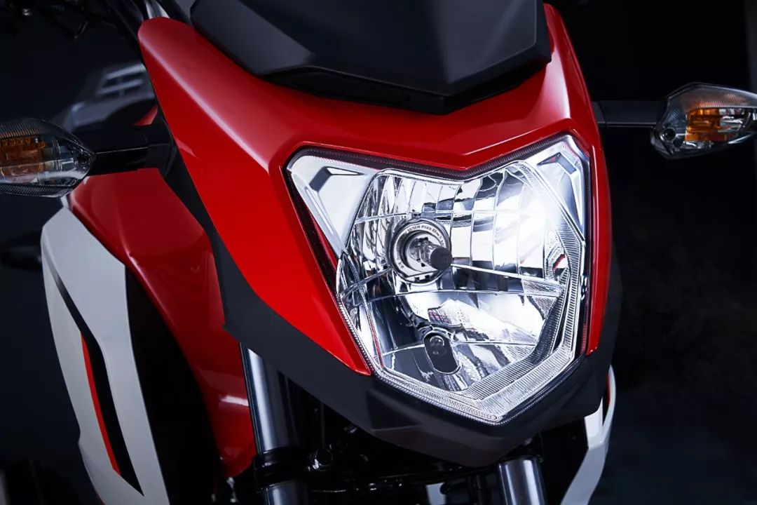 本田帅影150摩托车值得入手吗,五羊本田全新帅影150时尚登场