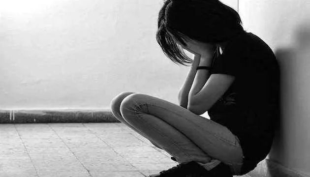 涉案金额2400多万！这位95后孕妈，坑了领导坑熟人……