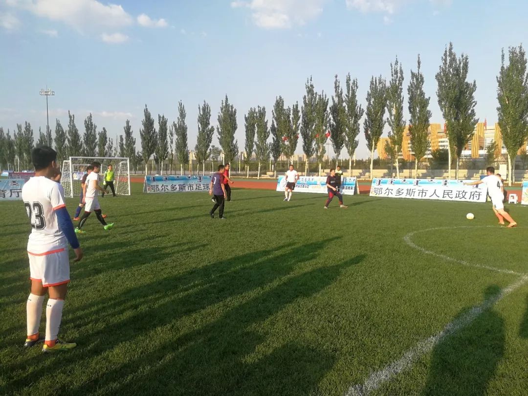 高新区取得鄂尔多斯市直机关第十三届职工运动会五人制足球比赛开门红