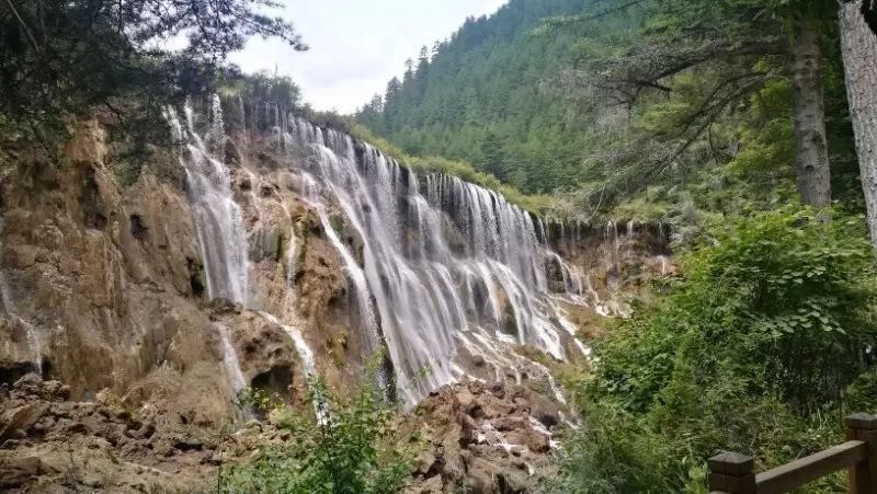 九寨沟恢复开园,九寨沟恢复迎客首游现场直播