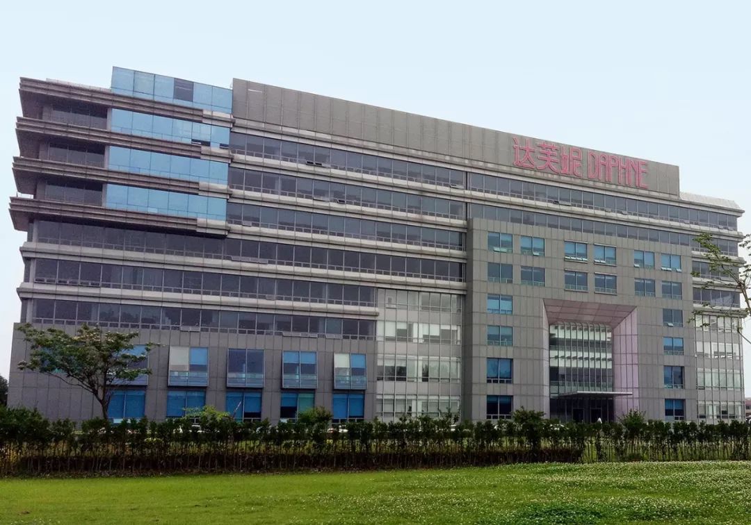 又一家退市,又一家关门歇业的店