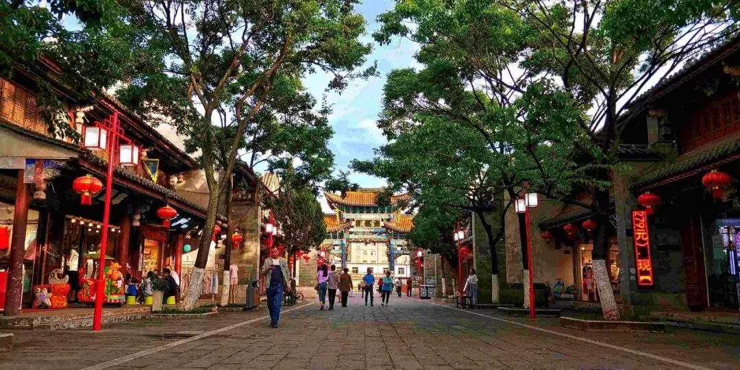 云南国庆黄金周首日,七天假期黄金周