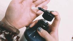 背上长痘痘的原因和解决方法,背上长痘痘的原因和解决方法医生